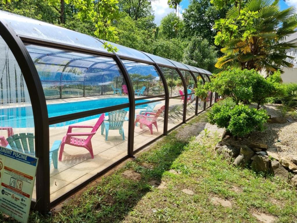 Les Chalets De Saumur, Piscine & Parc Boise, 100M Du Cadrenoir Exterior photo