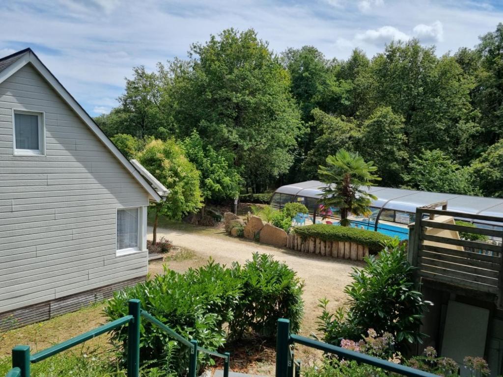 Les Chalets De Saumur, Piscine & Parc Boise, 100M Du Cadrenoir Exterior photo