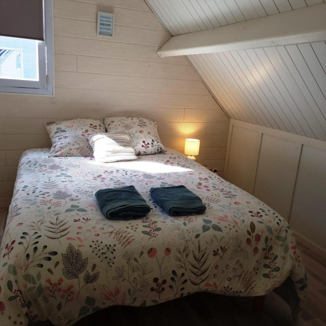 Les Chalets De Saumur, Piscine & Parc Boise, 100M Du Cadrenoir Room photo